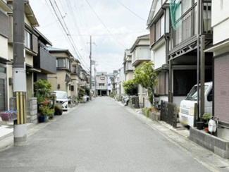 【前面道路含む現地写真】