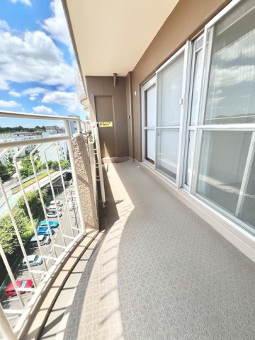 コミュニタス千代が丘Ｓ棟のバルコニー|バルコニーがあります