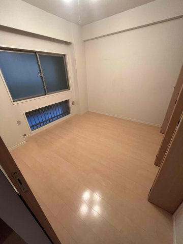 ゼファー熱海ビーチタワーの洋室