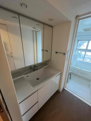 ゼファー熱海ビーチタワーの洗面所