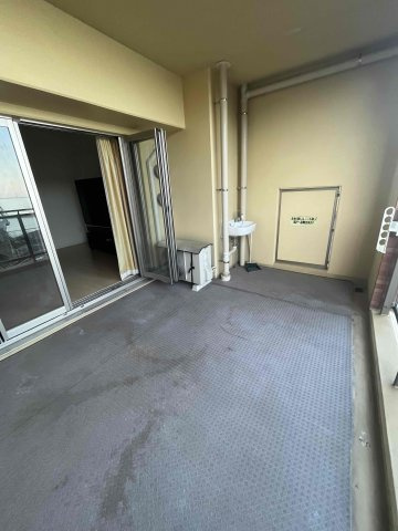 ゼファー熱海ビーチタワーのバルコニー