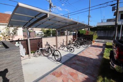 【その他共用部分】 | ラビタシオーネ | 駐輪場