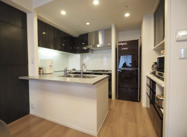 大阪ひびきの街ザ・サンクタスタワー11階のキッチン