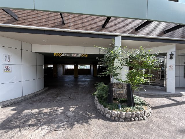 APAガーデンコート鳳西のエントランス