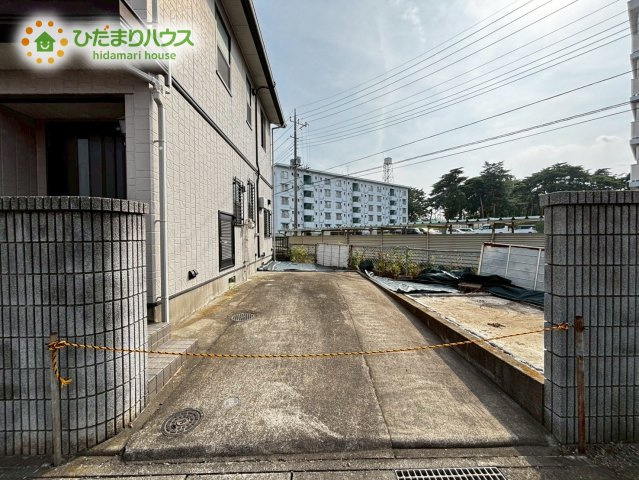 熊谷市三ヶ尻　中古戸建ての駐車場