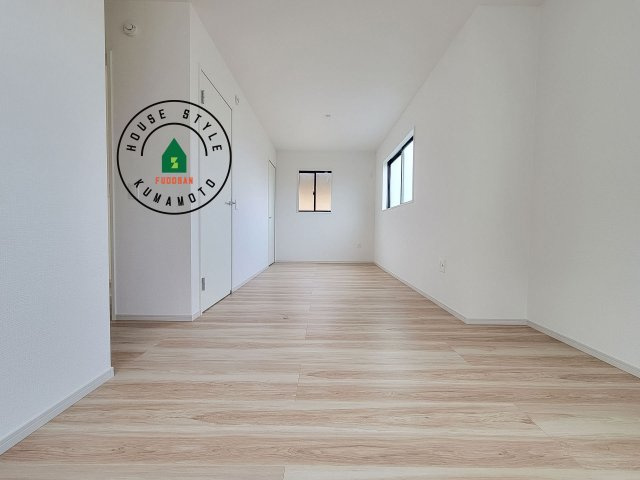 熊本市中央区帯山7丁目第1-2棟（1号棟）　の洋室|採光良好な洋室は全居室、複層ガラスの遮熱効果と断熱効果で、一年中快適に過ごせます。