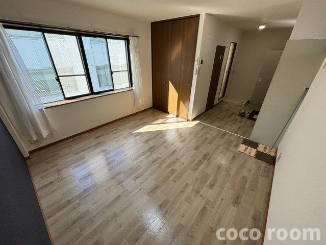 アヴェニューの居間・リビング