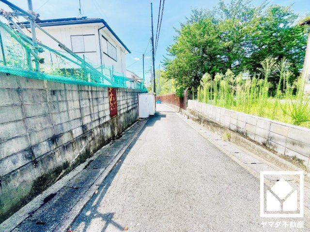 伏見区醍醐岸ノ上町　1期の前面道路含む現地写真