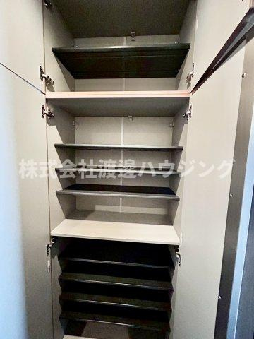 下新庄5丁目新築一戸建の収納|玄関収納