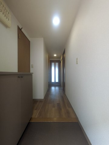 コーラルリーフ志木の玄関