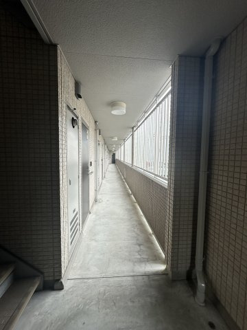 クリア　トゥレスＢ棟のロビー