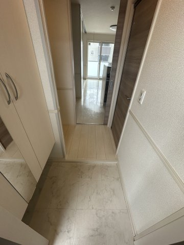 クリア　トゥレスＢ棟の玄関