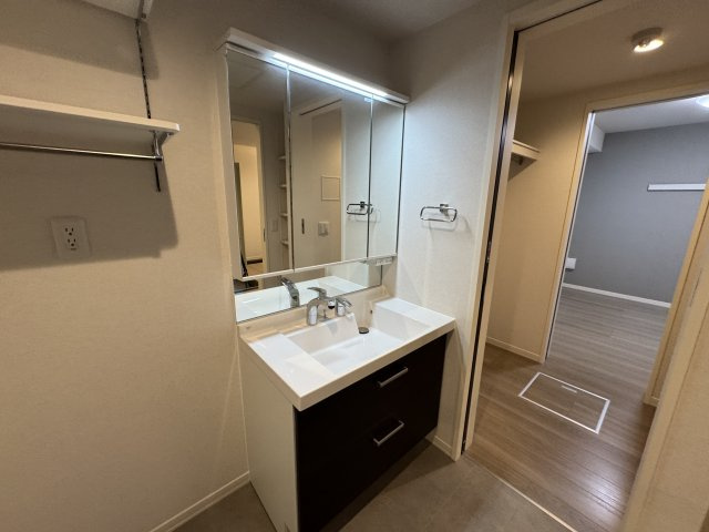 Ncodaの独立洗面台