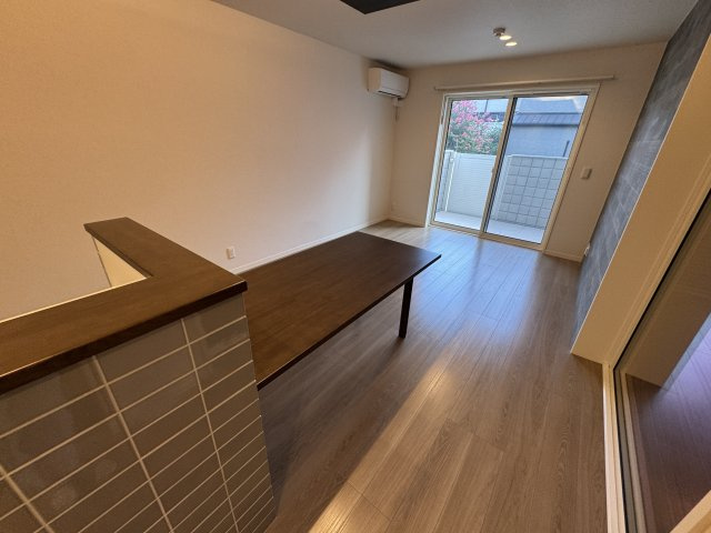 Ncodaの居間・リビング