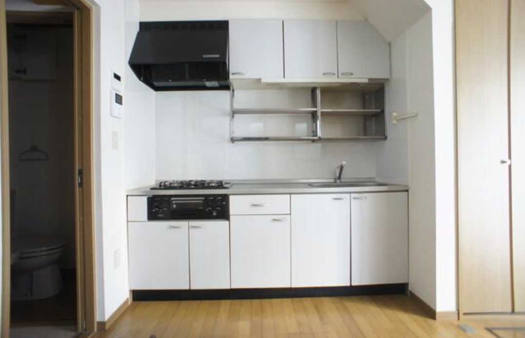 新町２丁目戸建　ロフト　追い焚き　トイレ２か所のキッチン