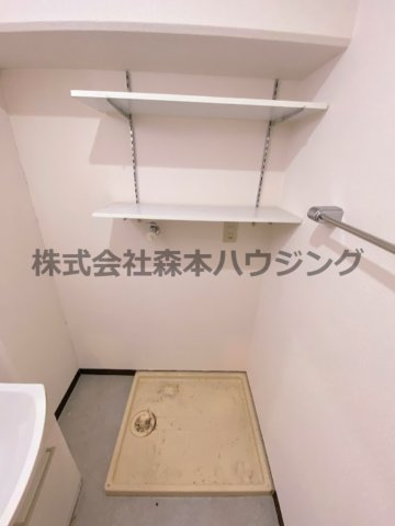 【設備】 | 　ブランドールMIII | 室内洗濯機置き場です