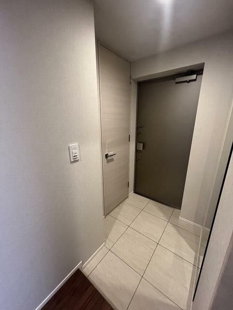 クレストコート錦糸町の玄関