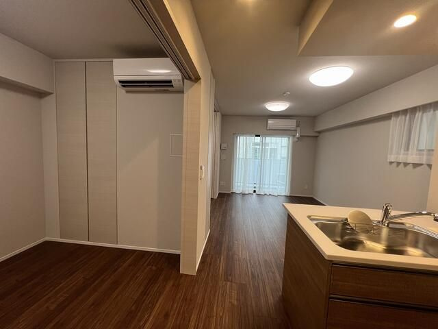 クレストコート錦糸町の居間・リビング