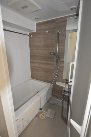 【浴室】 | エンクレスト薬院NOBLE | 別号室の写真になります。現況優先。