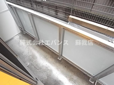 【バルコニー】 | リブリ・シャルマン | 陽当たり良好なバルコニーです