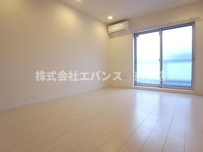 【居間・リビング】 | リブリ・シャルマン | ゆったり過ごせるリビングです