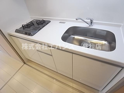 【キッチン】 | リブリ・シャルマン | 二口ガスコンロ付キッチンです