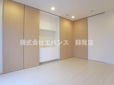 【寝室】 | リブリ・シャルマン | 使い勝手のいい寝室です