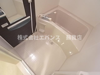 【浴室】 | リブリ・シャルマン | 落ち着いた空間のお風呂です