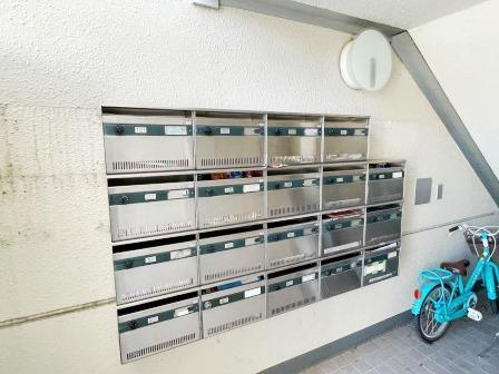 さいたま市桜区西堀３丁目の賃貸マンションのエントランス|落ち着いたエントランスです