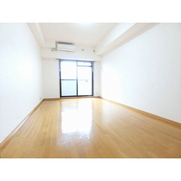 クラシカル大手門の居間・リビング