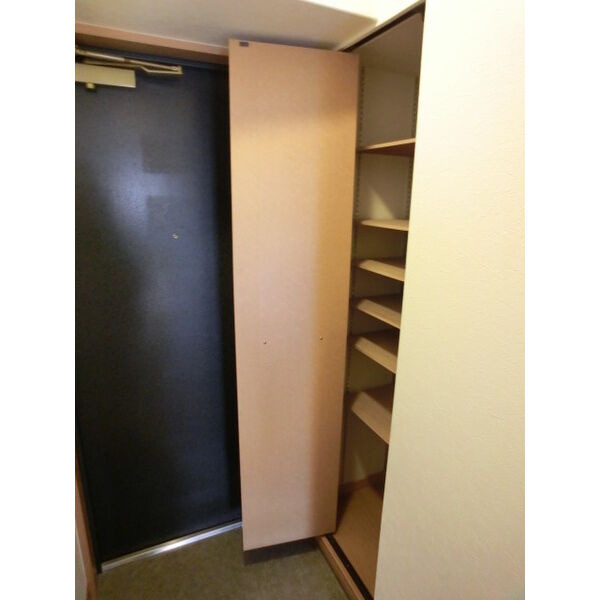 クラシカル大手門の収納