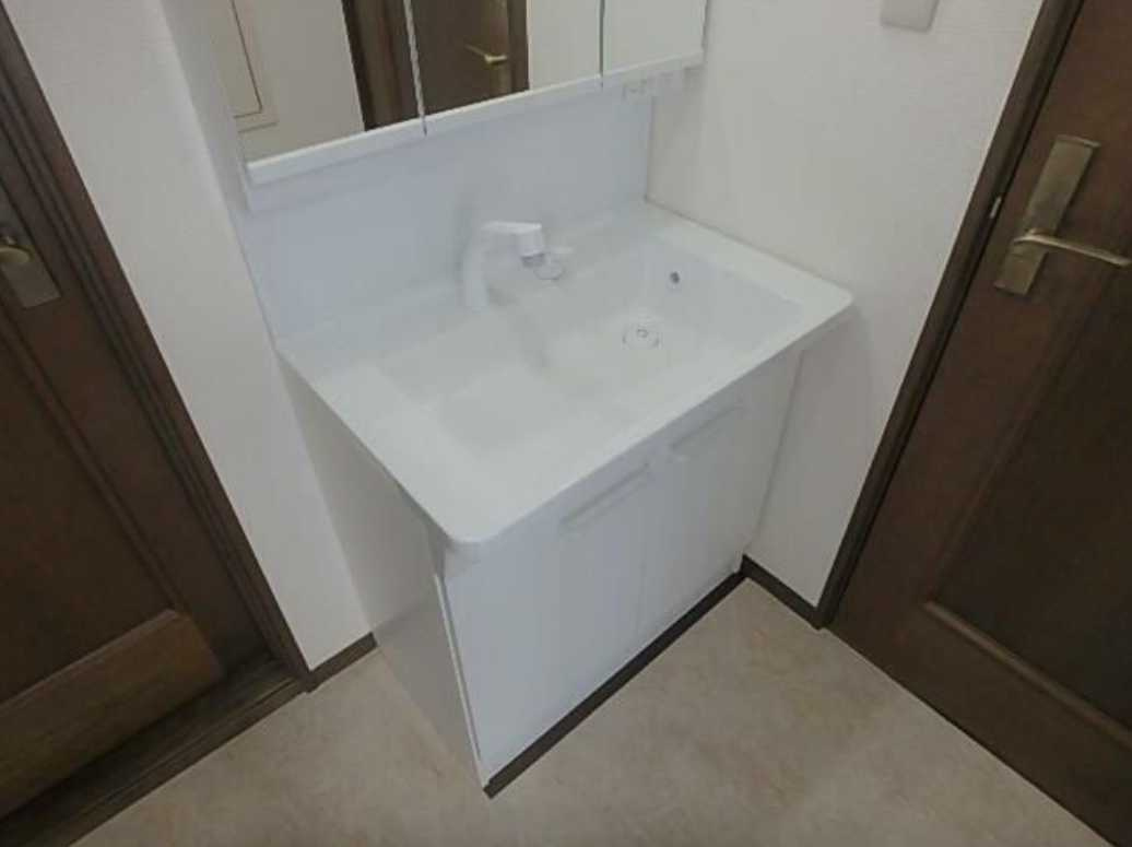 ヴィラ花見堂　最上階　角部屋　ファミリー向けの洗面所