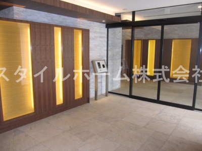 【エントランス】 | セントラルレジデンス