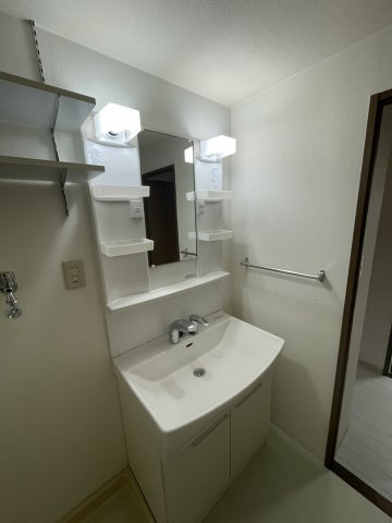 パルティール田中の独立洗面台|イメージとして同マンション他部屋を表示しています