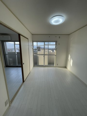 パルティール田中の洋室|イメージとして同マンション他部屋を表示しています