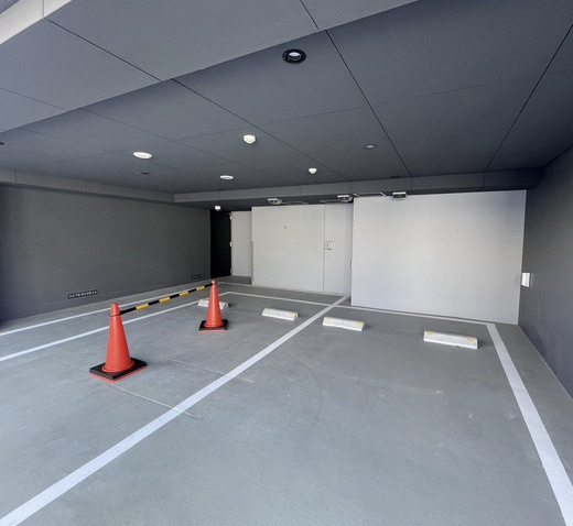 Brillia ist 墨田曳舟の駐車場