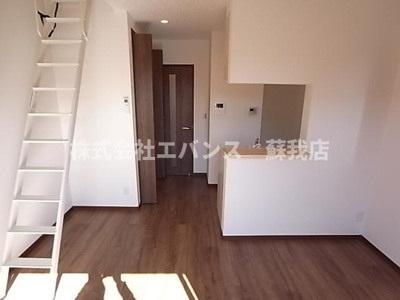 【寝室】 | メゾンクレールⅢ | 開放的な寝室です