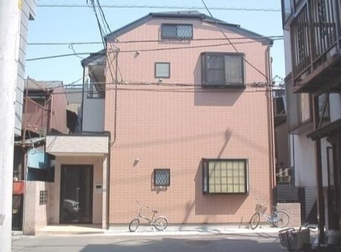 グランデ・ハナブサの外観