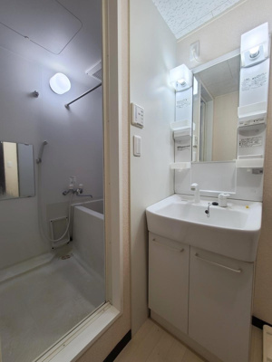 【洗面所】La Campana