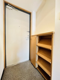 【玄関】新栄アーバンハイツ