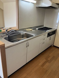 ＣＩＤＥＲ　ＨＯＵＳＥ　ＳＯＵＷＡのキッチン