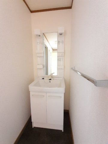 サンエステートの洗面所