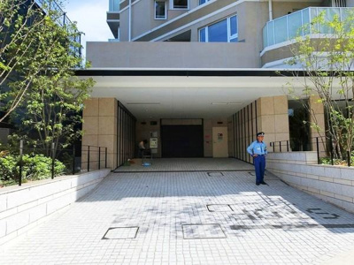 【駐車場】 | ザ・パークハウス恵比寿南