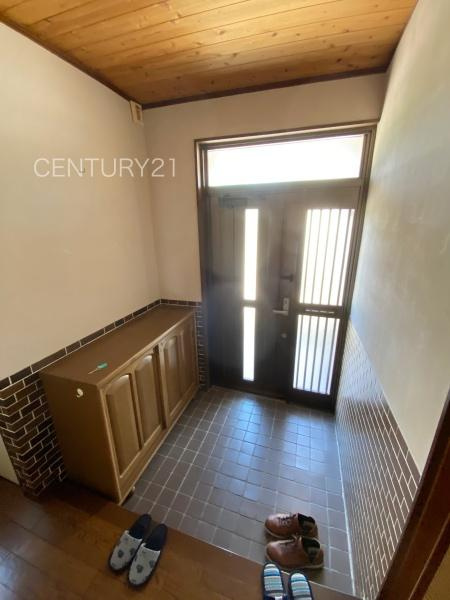 前橋市江田町平家中古一戸建ての玄関|玄関ホールです。