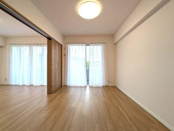 リステージ本郷台プリズムガーデンの洋室|広さも十分で窓からの光が嬉しい洋室です。
お気軽にお問い合わせください。