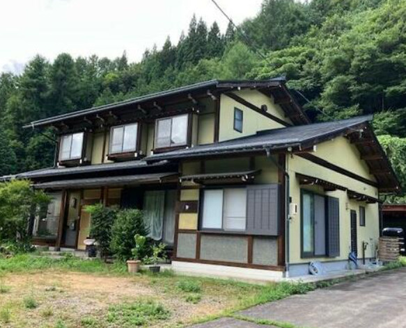 8/23新規　戸建　高山市朝日町青屋　1890万