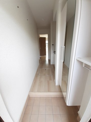 Ｉ・ＶＩＬＬＡＧＥ大手町　Ｃの玄関