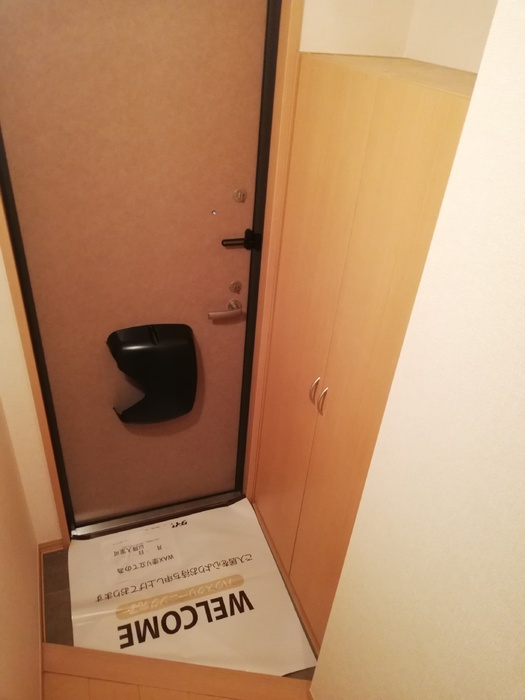 メゾン蒼の玄関