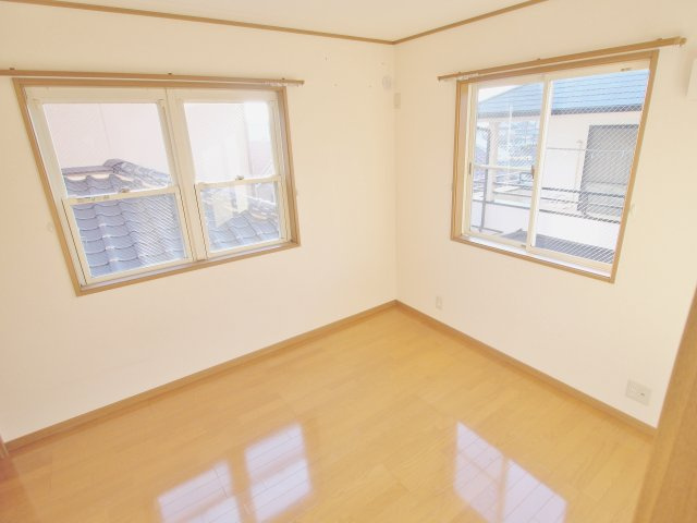 ソレイユタツノの寝室