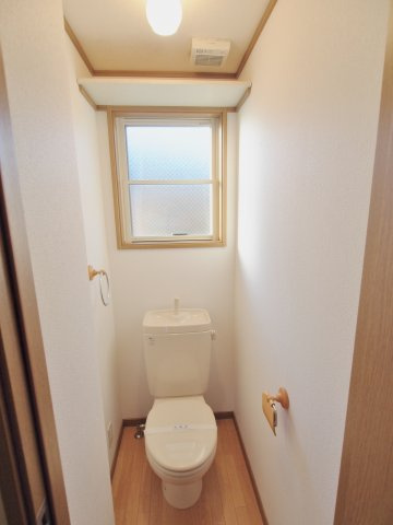 ソレイユタツノのトイレ